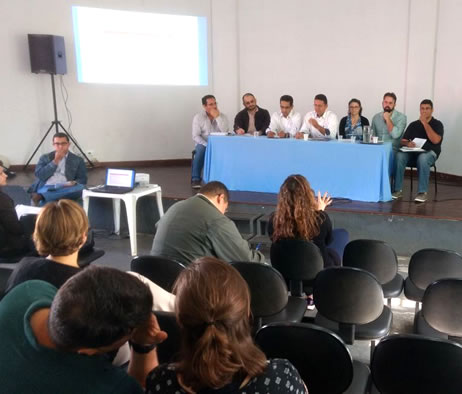 Comunidade acadêmica participa de Seminário que discute cursos que serão ofertados pelo Câmpus